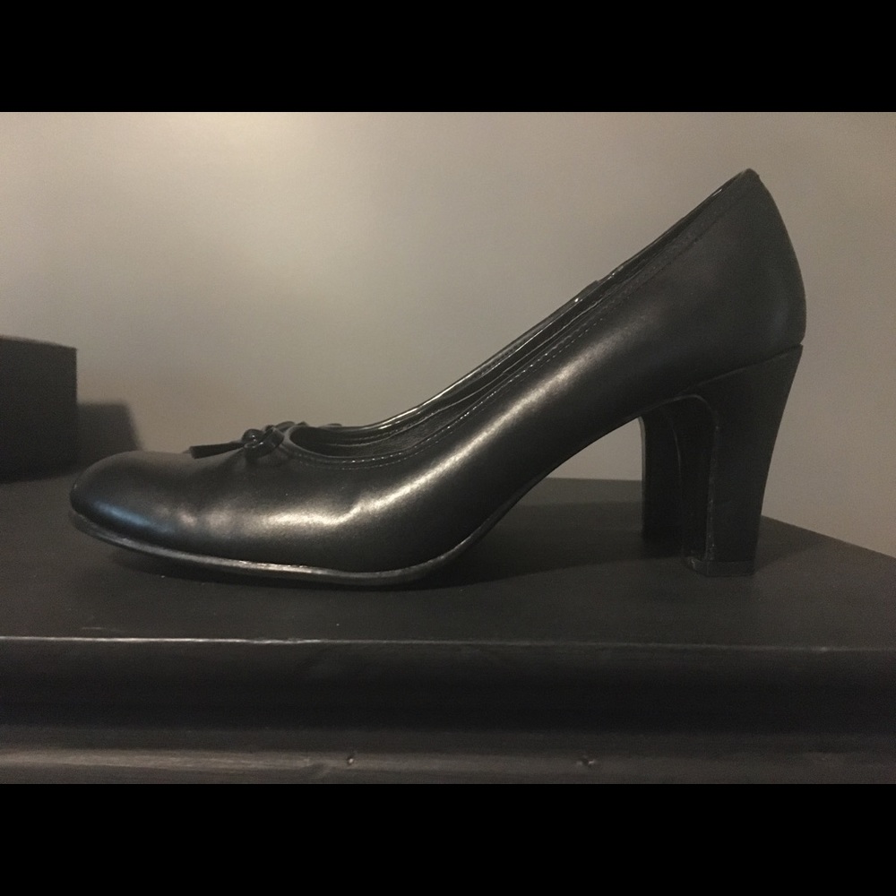Black heels